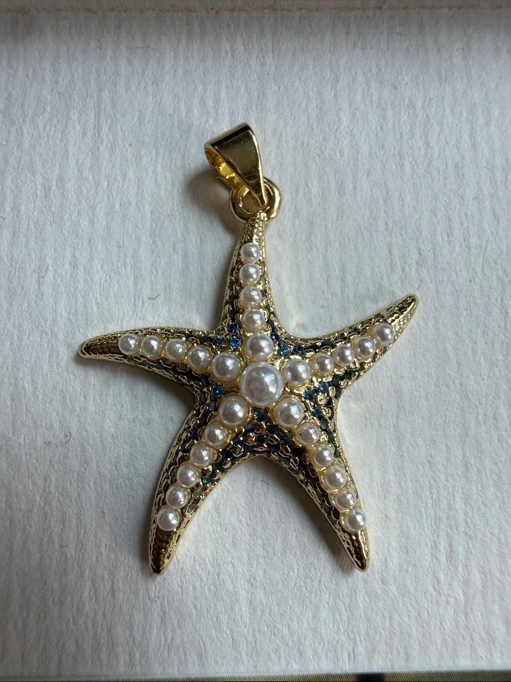 New Freida Rothman Gold Starfish Pendant with Pearl Accents 1”